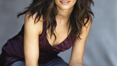 Brunettes woman jeans Famke