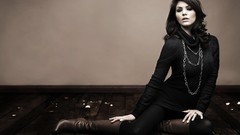 Brunettes woman katharine mcphee