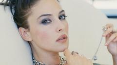 Brunettes woman Monica Bellucci