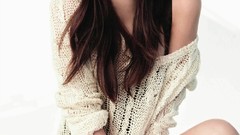 Brunettes woman odette annable