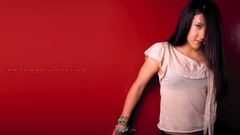 Brunettes woman piano singers