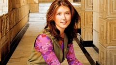 Brunettes woman serenity Actress