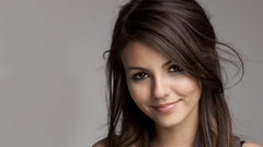 Brunettes woman victoria justice
