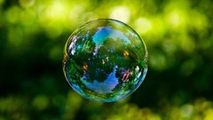 Bubbles macro depth of