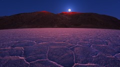 California moonrise Death Valley