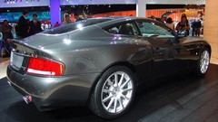 Cars Aston Martin v12 Aston Martin V12 Vanquish