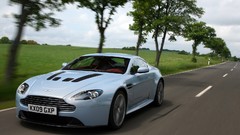 Cars Aston Martin Vantage v12 Aston Martin V12 Vantage