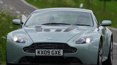 Cars Aston Martin Vantage v12 Aston Martin V12 Vantage