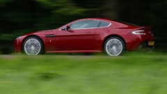 Cars Aston Martin Vantage v12 Aston Martin V12 Vantage