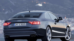 Cars Audi audi s5
