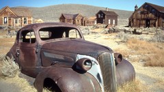 Cars California rusted towns