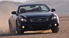 Cars convertible Infiniti