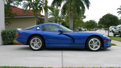 Cars Dodge Viper GTS