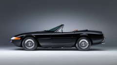 Cars Ferrari 1971 Spyder Daytona GTS side view