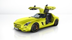 Cars gullwing SLS AMG electric drive