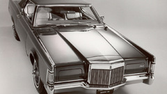 Cars lincoln continental