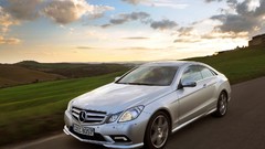 Cars Mercedes-Benz Coupé Mercedes-Benz E-Class