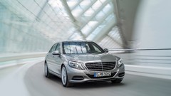 Cars Mercedes Benz S400