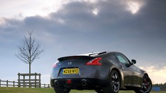 Cars nissan 370z black edition