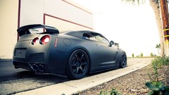 Cars nissan gt-r matte colored