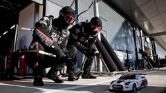 Cars Nissan GT-R R35 pit-crew