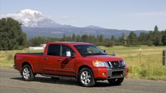 Cars Nissan Titan V8