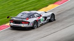 Cars races dodge viper Jeremy Cliff