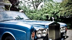 Cars retro motor Rolls