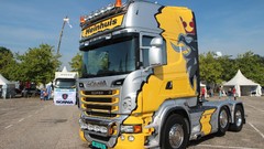 Cars Scania trucks