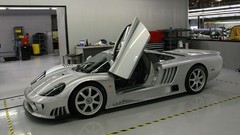 Cars twin turbo Saleen S7