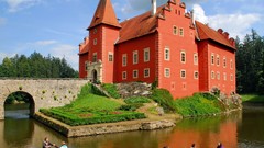 Castles Červená Lhota