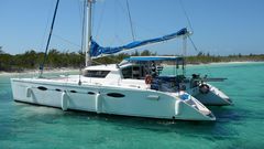 Catamaran Varadero live Watercraft recomp aboard