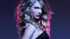 Celebrity singers blondes woman