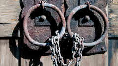 Chained door key West