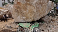 China cars stones earthquake