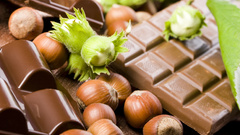 Chocolate nuts