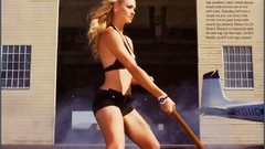 Chuck Actress blondes yvonne strahovski magazines nbc