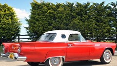 Classic cars Ford Thunderbird