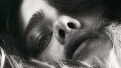 Close-up models monochrome natalia