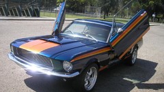 Convertible 1967 Ford mustang hardtop