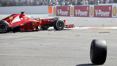 Crash fernando alonso racing cars motor racing red cars Ferrari 