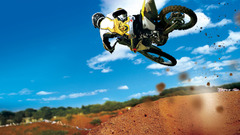 Cross Suzuki motocross vehicles