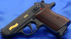 Danger weapons Guns pistols Walther PPK