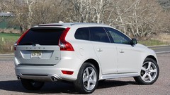 Design white cars volvo xc60