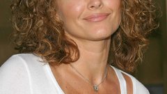 Dina Meyer