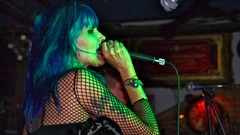 Dinah cancer grave blue