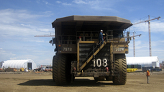 Dirty oil Canada high Resolution hays