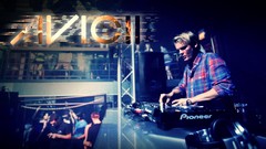 DJ concert avicii house music