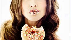 Donuts cobie smulders