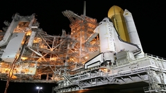 Dual screen space shuttle